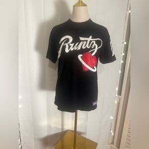 Runtz Worldwide Graphic Patch Tee Black Red White Peace Heart Logo T-Shirt Med